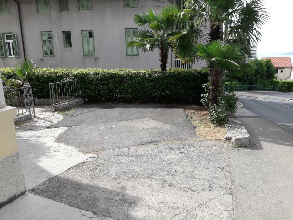 Apartamento Apartman Beti Opatija Exterior foto