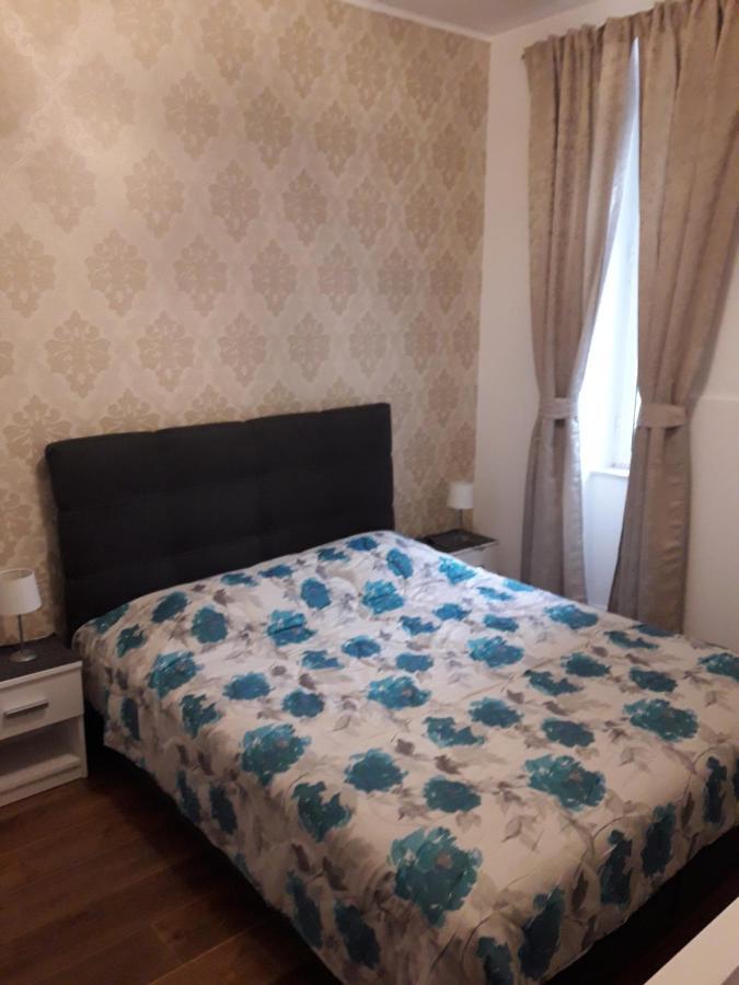 Apartamento Apartman Beti Opatija Exterior foto